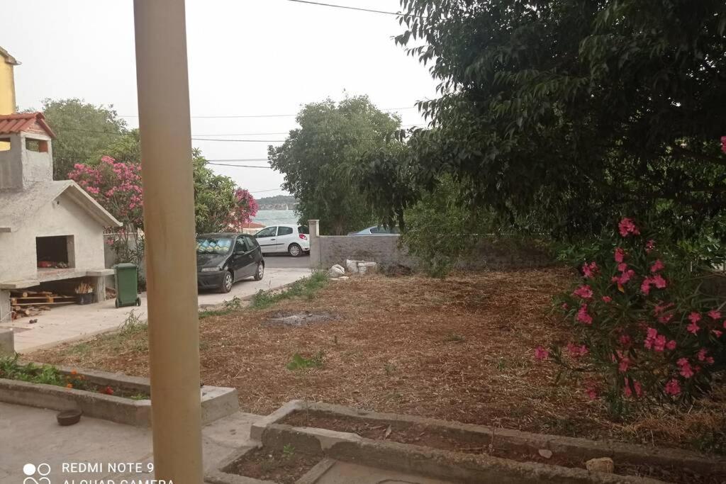 Kuca Za Odmor Ljubica Sibenik Villa Bagian luar foto