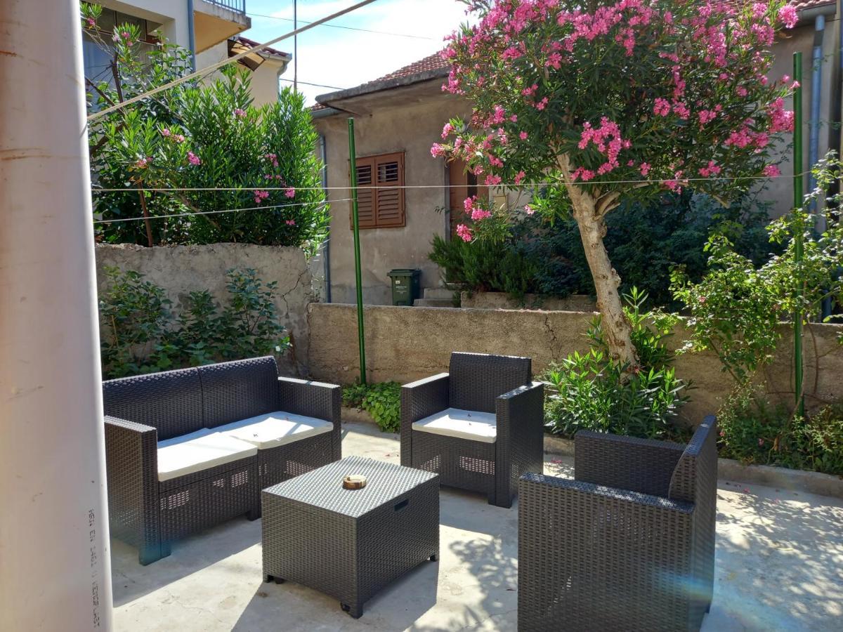 Kuca Za Odmor Ljubica Sibenik Villa Bagian luar foto