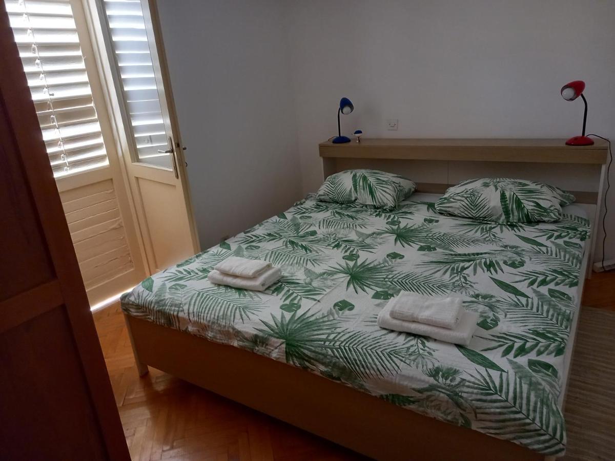 Kuca Za Odmor Ljubica Sibenik Villa Bagian luar foto