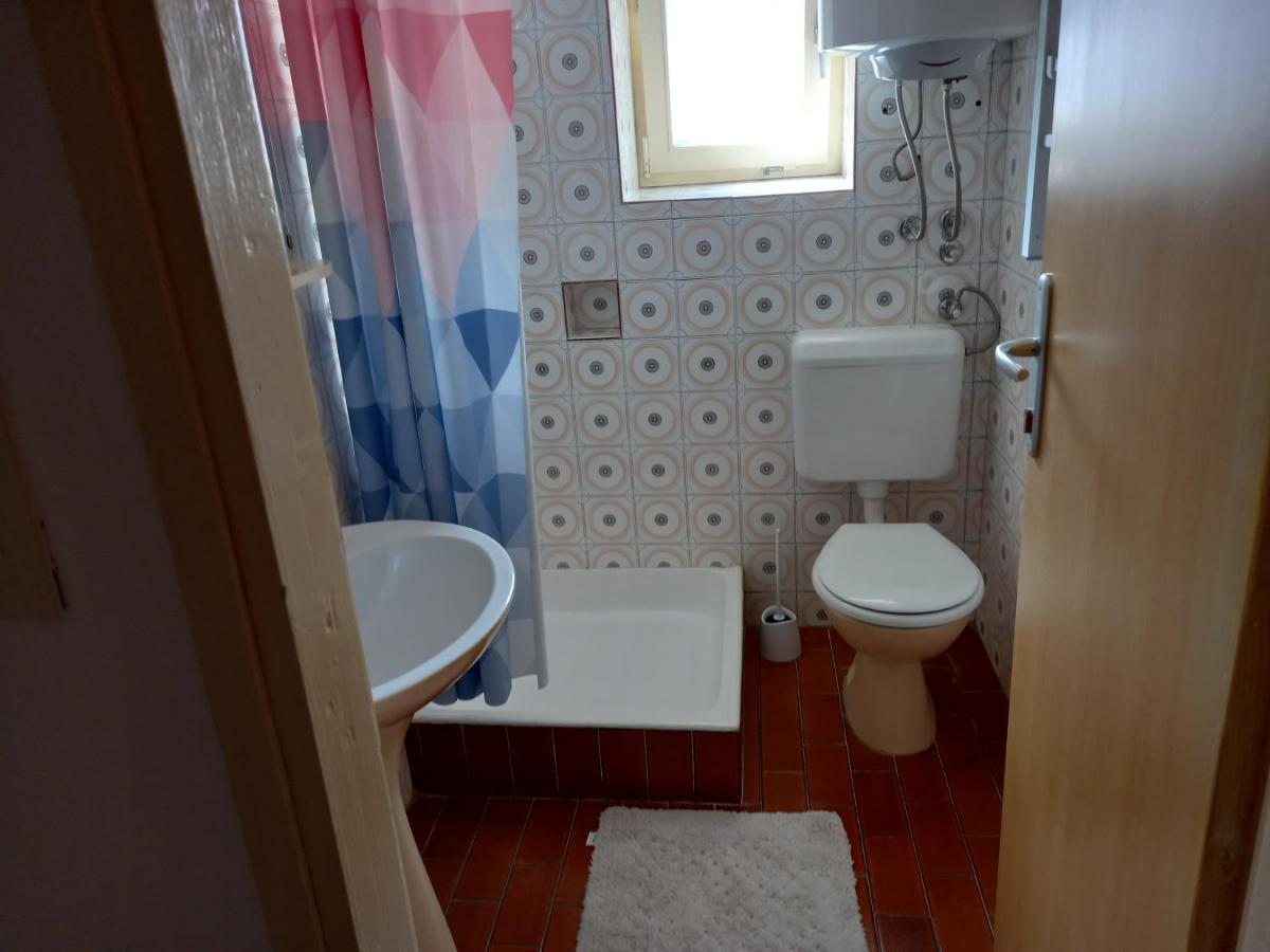 Kuca Za Odmor Ljubica Sibenik Villa Bagian luar foto